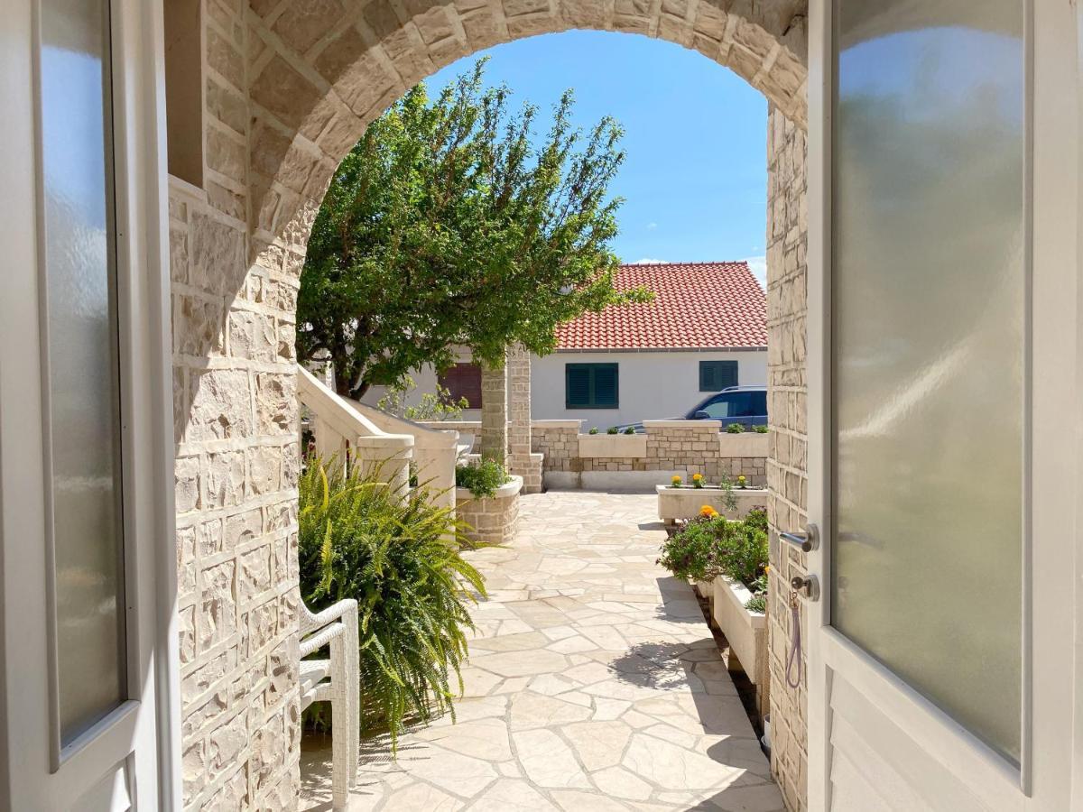 Guest House Meri Bol Exterior photo